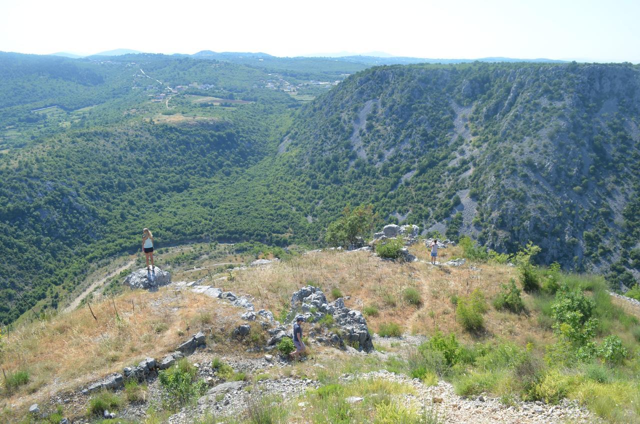 Hostel Backpackers Mostar Extérieur photo